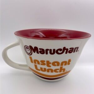 Maruchan Ramen Noodle Instant Lunch 16oz Bowl (No Spoon) by MAD Engine